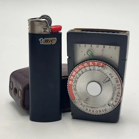Sekonic Auto Lumi Model 86 Light Meter with Case